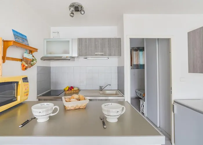 Le Sunset-cap Sud-16 By Interhome Daire *