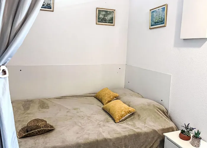 Le Sunset-cap Sud-16 By Interhome Daire Agde